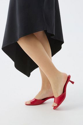 صندل قرمز زنانه پاشنه نازک Bershka - کد 934482132