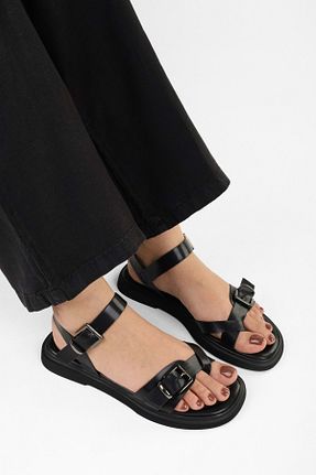 صندل رنگی زنانه پاشنه تخت Shoeberry - کد 935128295