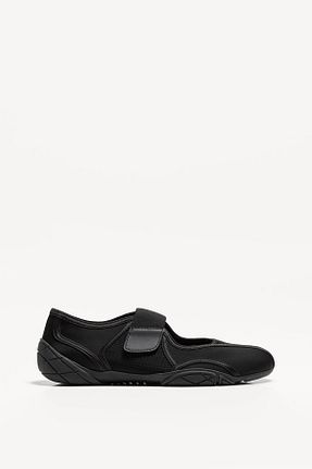 کفش اسنیکر مشکی زنانه چسبی Bershka - کد 935274071