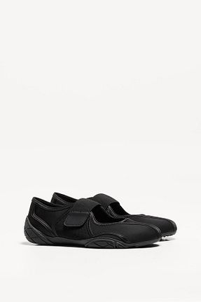 کفش اسنیکر مشکی زنانه چسبی Bershka - کد 935274071