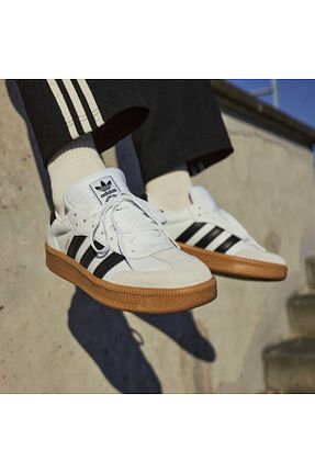 کفش اسنیکر سفید زنانه چرم اصل adidas - کد 854137088