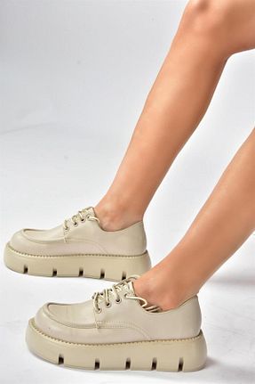 کفش کلاسیک بژ زنانه چرم مصنوعی Fox Shoes - کد 645250354