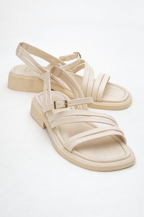 صندل بژ زنانه پاشنه تخت luvishoes - کد 938099507