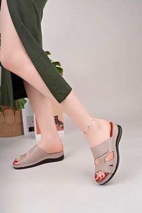 دمپائی بژ زنانه چرم خالص Akgün Terlik - کد 938447893
