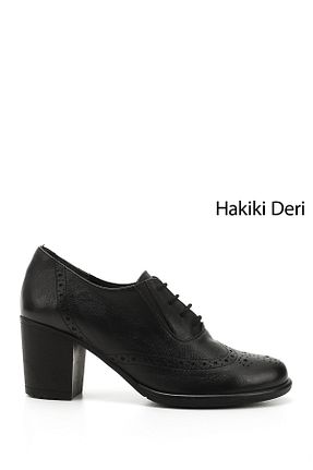کفش پاشنه بلند کلاسیک مشکی زنانه چرم خالص GÖNDERİ(R) - کد 32025334