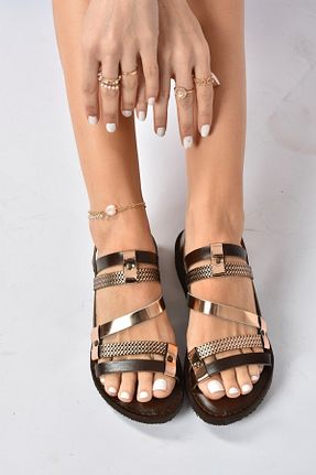 صندل قهوه ای زنانه پاشنه تخت Fox Shoes - کد 101728185