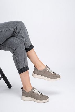 کفش اسنیکر طوسی زنانه چرم اصل Dericalle shoes - کد 924778827