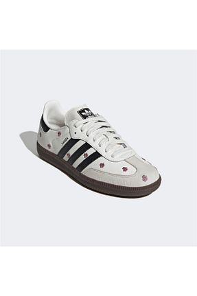 کفش دو و میدانی و تمرینی بژ زنانه adidas - کد 872089616