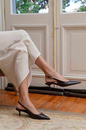 کفش پاشنه بلند کلاسیک قهوه ای زنانه چرم مصنوعی NİŞANTAŞI SHOES - کد 922161365