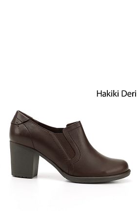 کفش پاشنه بلند کلاسیک قهوه ای زنانه چرم خالص GÖNDERİ(R) - کد 32025320
