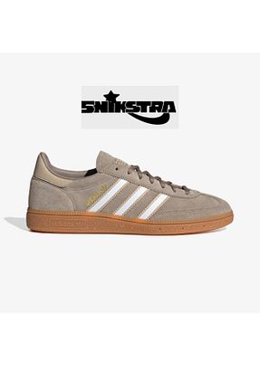 کفش اسنیکر قهوه ای زنانه بند دار adidas - کد 941744756