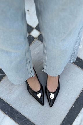 کفش پاشنه بلند کلاسیک مشکی زنانه چرم مصنوعی NİŞANTAŞI SHOES - کد 919979437