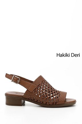 صندل قهوه ای زنانه پاشنه ضخیم GÖNDERİ(R) - کد 692390122