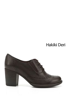 کفش پاشنه بلند کلاسیک قهوه ای زنانه چرم خالص GÖNDERİ(R) - کد 32025327