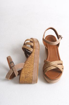 کفش پاشنه بلند پر قهوه ای زنانه پاشنه متوسط (5-9 سانتی متر) Shoesers - کد 942047035