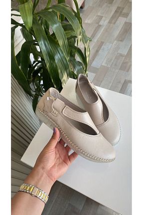 کفش کلاسیک بژ زنانه چرم خالص Hermones - کد 839511207