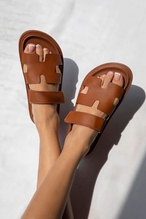 صندل قهوه ای زنانه پاشنه تخت Shoebuo - کد 933368226