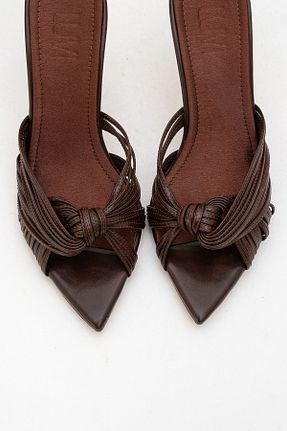 دمپائی قهوه ای زنانه چرم مصنوعی luvishoes - کد 944618915