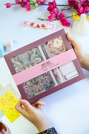 دفتر قهوه ای Sert Victoria