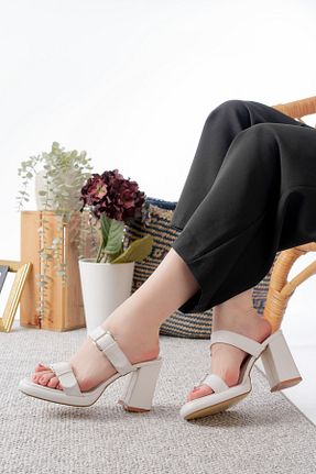 کفش پاشنه بلند کلاسیک سفید زنانه چرم مصنوعی Egepass - کد 947916404