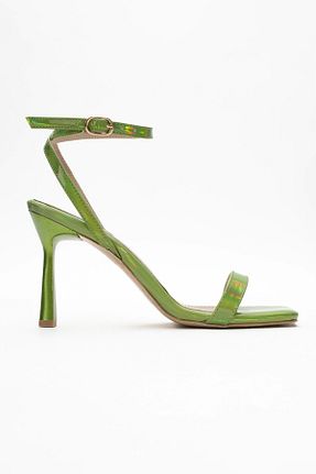 صندل قرمز زنانه پاشنه نازک Lizy Shoes - کد 948012053