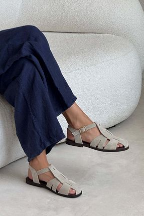 صندل بژ زنانه پاشنه تخت NİŞANTAŞI SHOES - کد 949749703