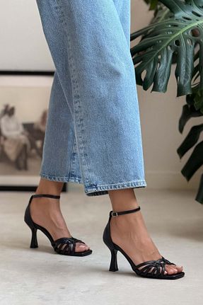 کفش پاشنه بلند کلاسیک مشکی زنانه چرم مصنوعی NİŞANTAŞI SHOES - کد 949737623