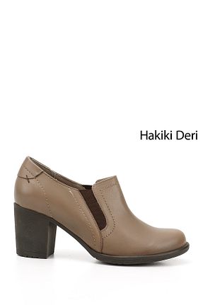 کفش پاشنه بلند کلاسیک قهوه ای زنانه چرم خالص GÖNDERİ(R) - کد 467752540
