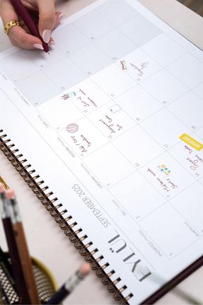 تقویم زرشکی Matt Notebook - کد 952071195