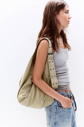 کیف دوشی نباتی زنانه Pull & Bear - کد 953654299