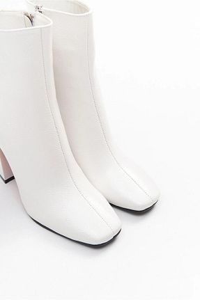 بوت / نیم بوت سفید زنانه چرم لاکی Zoe3 Style - کد 768701744