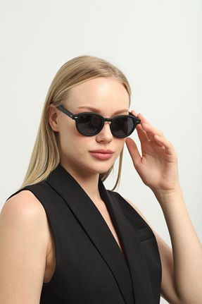 عینک آفتابی مشکی زنانه 48 onetwothree - کد 953905002