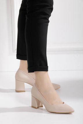 کفش پاشنه بلند کلاسیک بژ زنانه چرم مصنوعی پاشنه متوسط ( 5 - 9 cm ) پاشنه ضخیم کد 176824217
