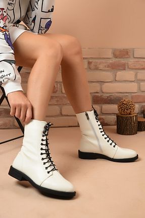 بوت / نیم بوت سفید زنانه چرم مصنوعی Shoes Time - کد 189585635
