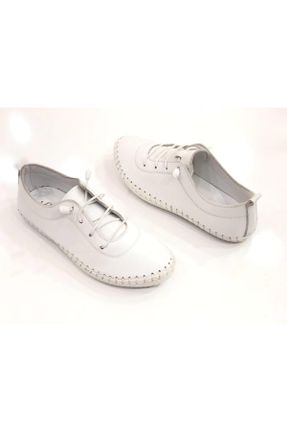 کفش کژوال سفید مردانه چرم طبیعی پاشنه کوتاه ( 4 - 1 cm ) پاشنه ساده کد 112580908