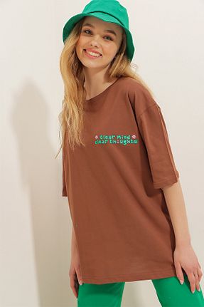 تیشرت قهوه ای زنانه اورسایز Trend Alaçatı Stili - کد 241134366