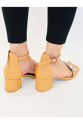 کفش پاشنه بلند کلاسیک بژ زنانه چرم مصنوعی HeySey Moda - کد 263605843