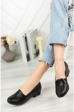 کفش کژوال مشکی زنانه چرم طبیعی پاشنه کوتاه ( 4 - 1 cm ) پاشنه ساده کد 261715012