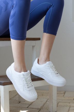 کفش اسنیکر سفید زنانه بند دار چرم مصنوعی کد 110682729