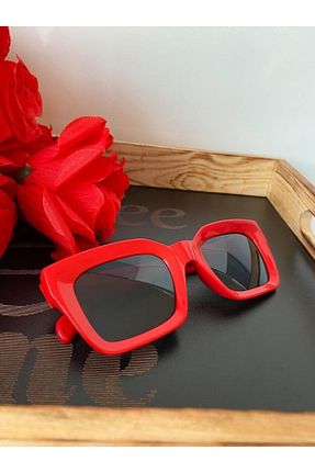 عینک آفتابی قرمز زنانه UV400 eleven market - کد 277182149