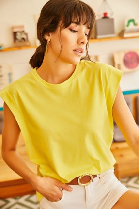 تی شرت زرد زنانه رگولار یقه گرد تکی بیسیک کد 40440514