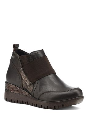 کفش پاشنه بلند پر قهوه ای زنانه پاشنه کوتاه (1 - 4 سانتی متر) Nine West - کد 150181925