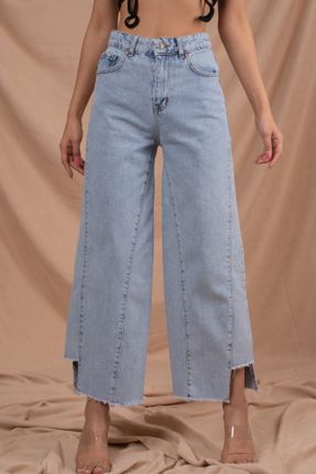 شلوار جین آبی زنانه پاچه راحت فاق بلند پنبه (نخی) ساده جوان کد 297793666