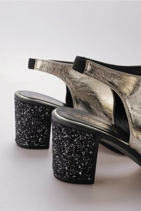 کفش پاشنه بلند کلاسیک طلائی زنانه پلی اورتان پاشنه ساده پاشنه متوسط ( 5 - 9 cm ) کد 298012005