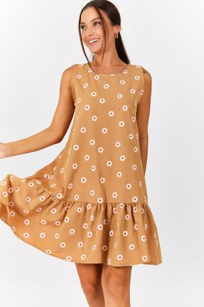 لباس بژ زنانه بافتنی مخلوط ویسکون طرح گلدار رگولار آستین-کوتاه بیسیک کد 334614778
