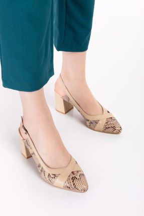 کفش پاشنه بلند کلاسیک بژ زنانه چرم طبیعی پاشنه ضخیم پاشنه متوسط ( 5 - 9 cm ) کد 303751371