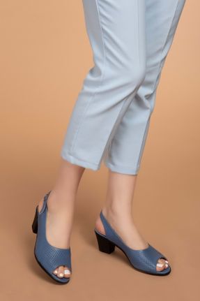 کفش پاشنه بلند کلاسیک آبی زنانه چرم طبیعی پاشنه ضخیم پاشنه متوسط ( 5 - 9 cm ) کد 118076800