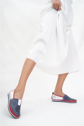 کفش کژوال آبی زنانه چرم طبیعی پاشنه کوتاه ( 4 - 1 cm ) پاشنه ساده کد 366783495