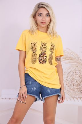 تی شرت زرد زنانه یقه گرد پنبه - پلی استر رگولار کد 376688164