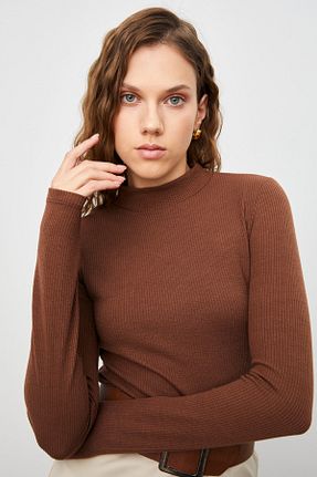 بادی قهوه ای زنانه یقه نیم ماهیگیر modavingo - کد 380346349